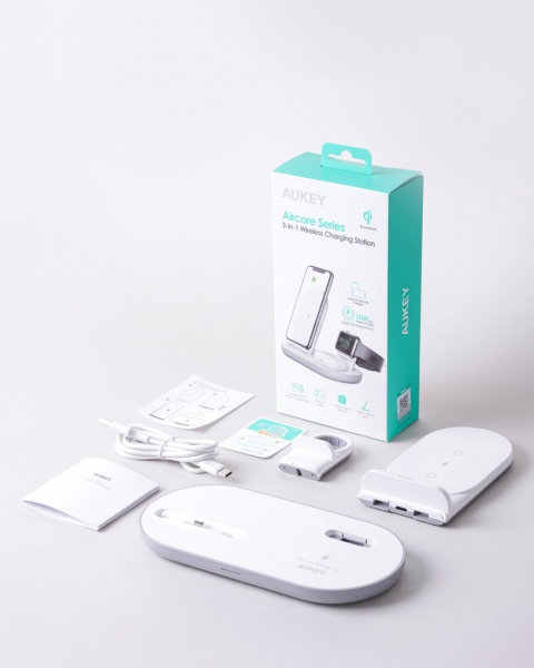 Bezprzewodowa ładowarka Aukey LC-A3-W 3w1